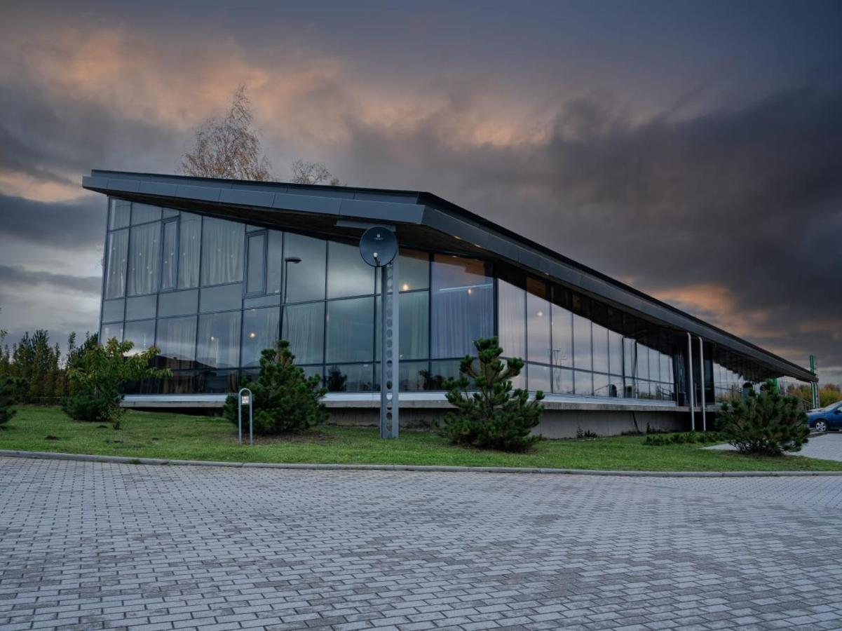 Zaliasis Slenis - Self Check-In Hotel - Free Parking Aukstkiemiai Exterior photo